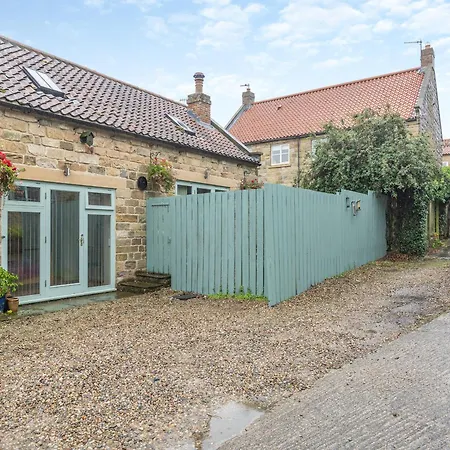 Hundale Barn - Uk44804 * Cloughton